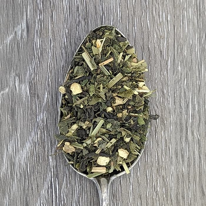 O nosso chá para queimar gordura é uma mistura deliciosa de ingredientes naturais cuidadosamente selecionados para ajudar a