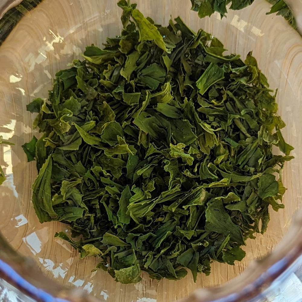 Chá verde na chávena